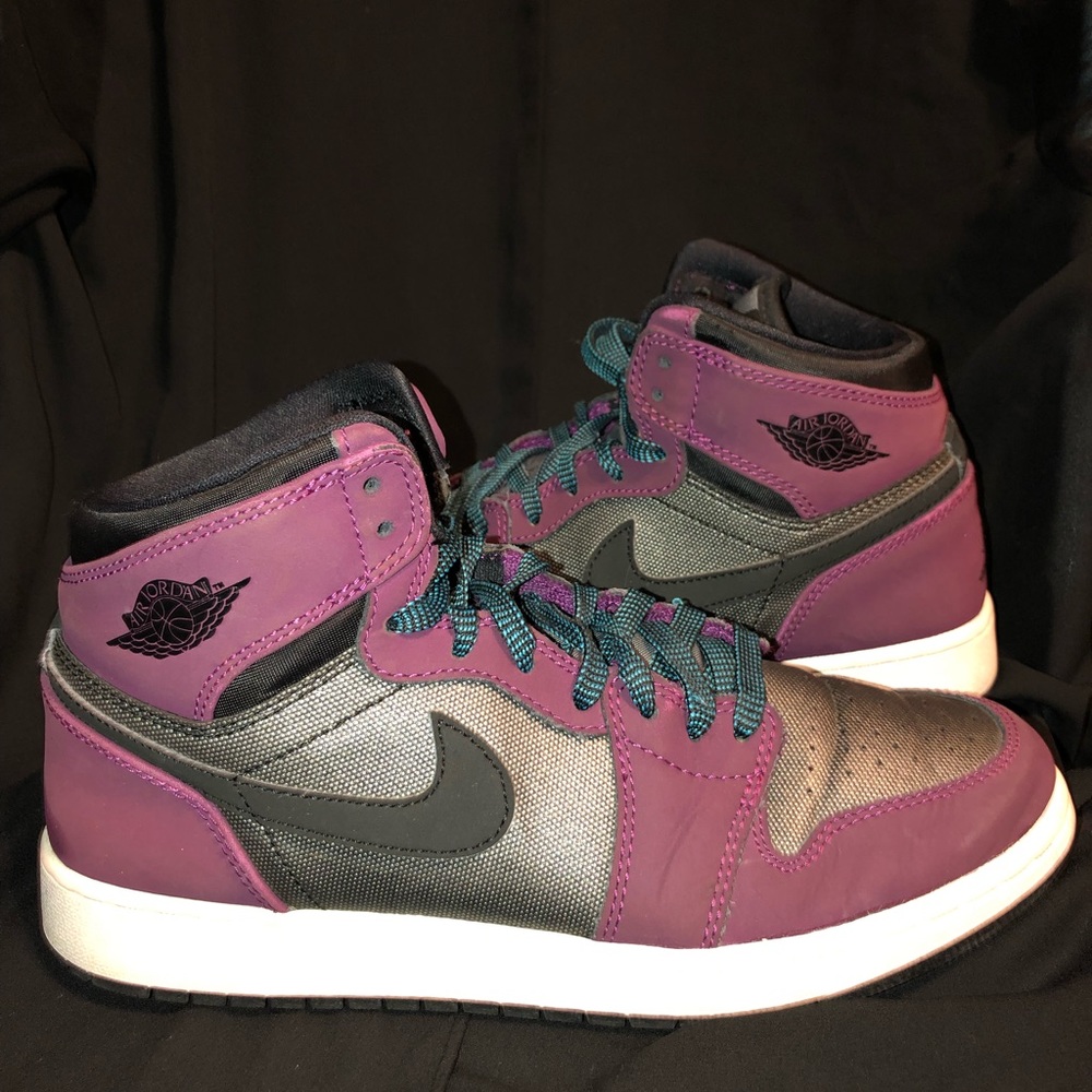 Air Jordan’s purple and blue